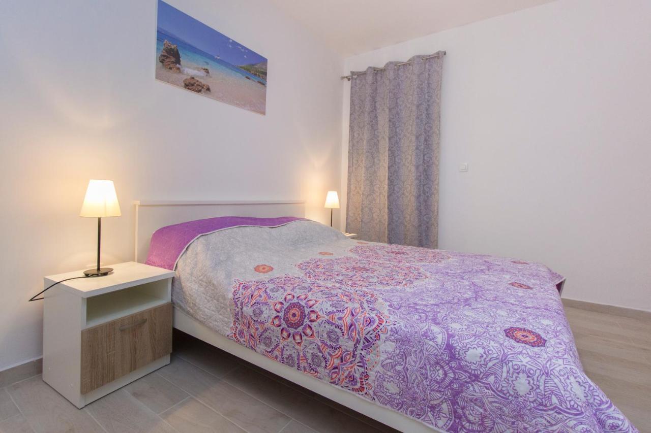 Apartmani Malis Ražanj 外观 照片