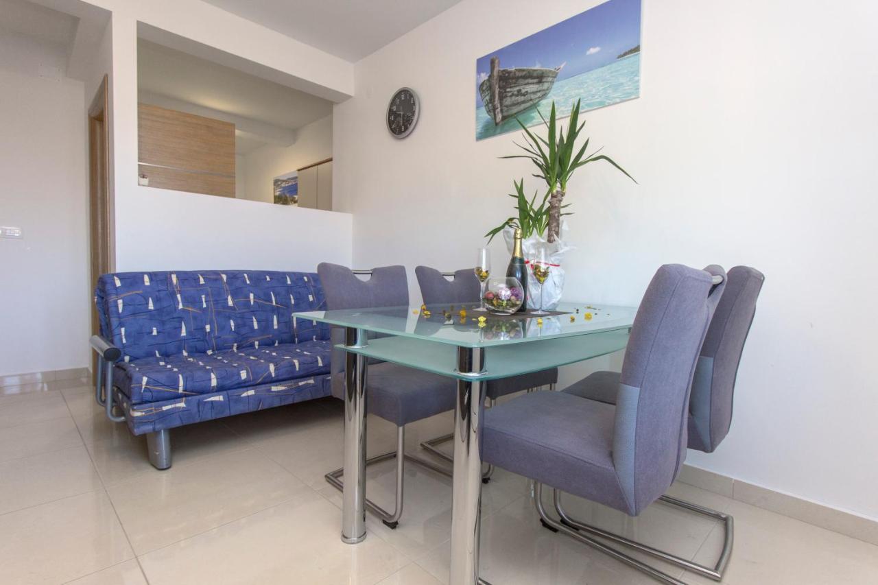 Apartmani Malis Ražanj 外观 照片