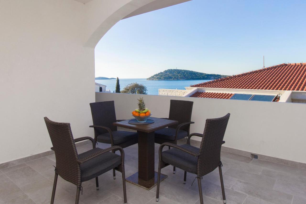 Apartmani Malis Ražanj 外观 照片