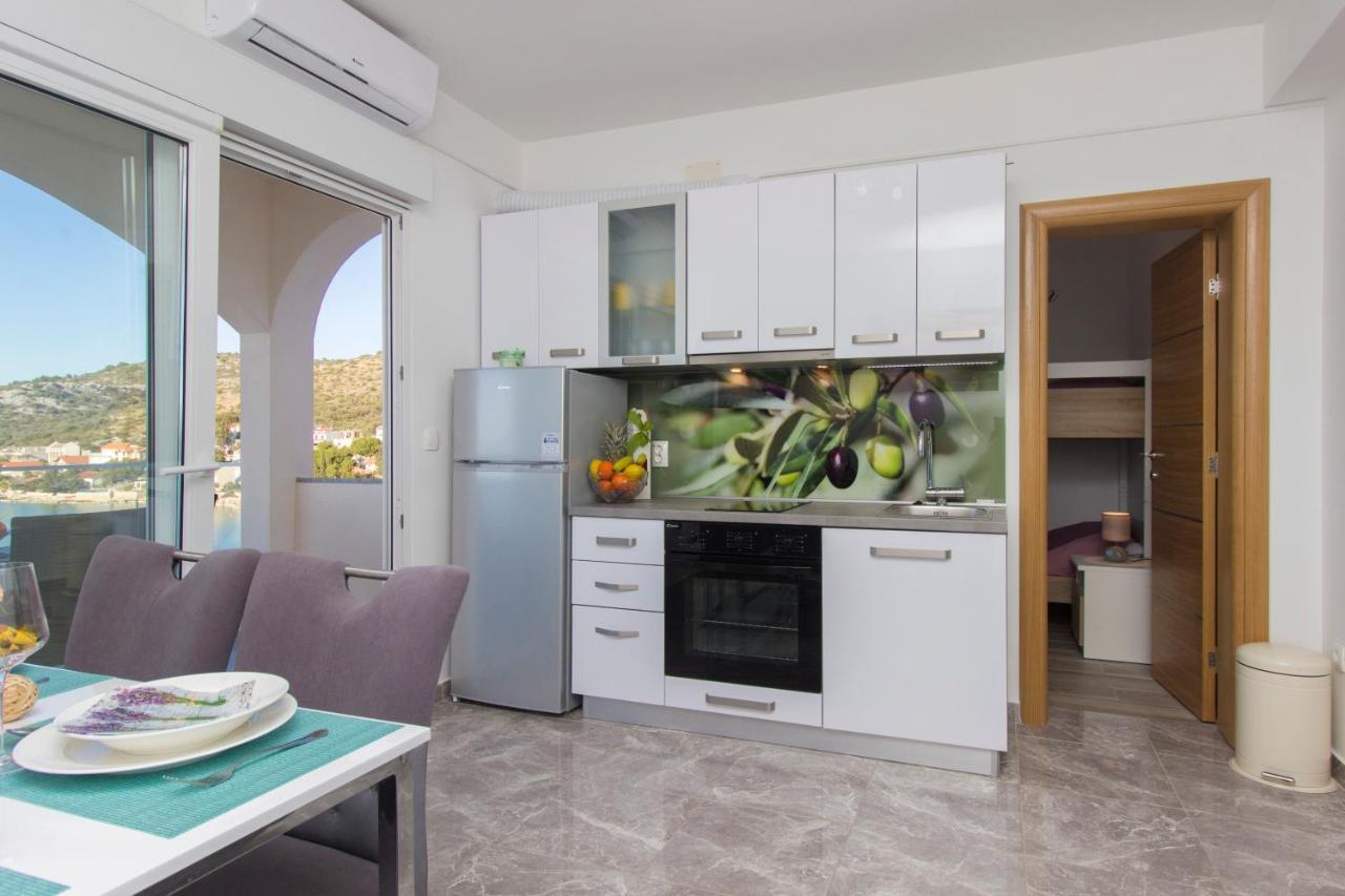 Apartmani Malis Ražanj 外观 照片