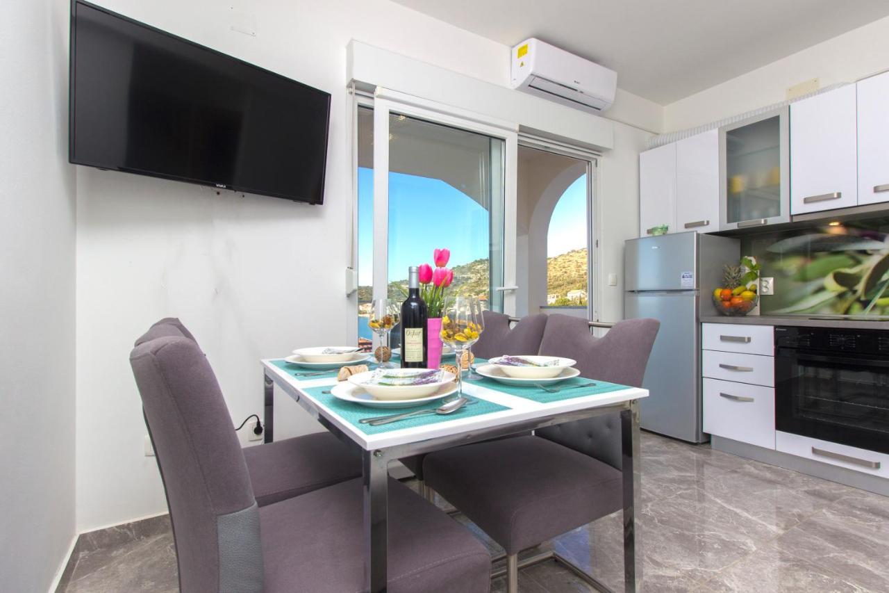 Apartmani Malis Ražanj 外观 照片