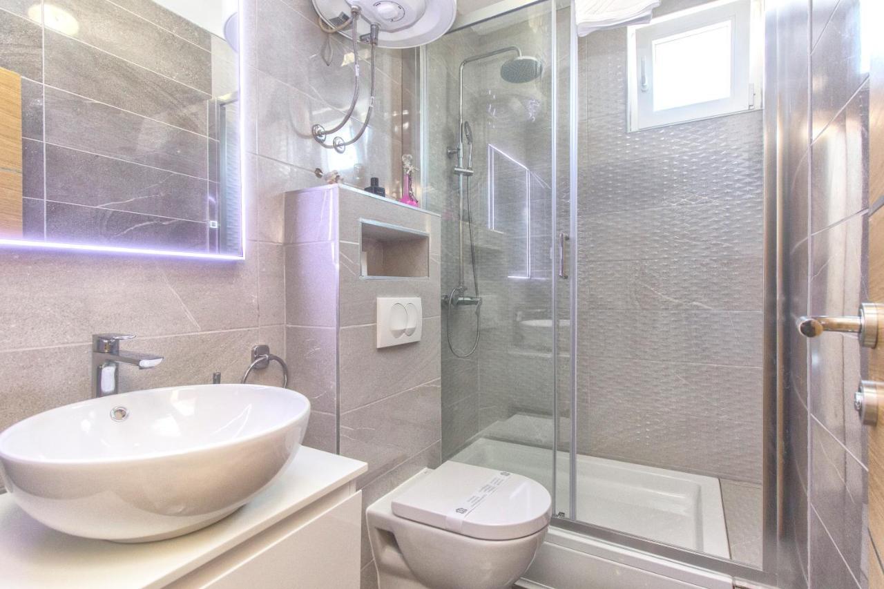 Apartmani Malis Ražanj 外观 照片