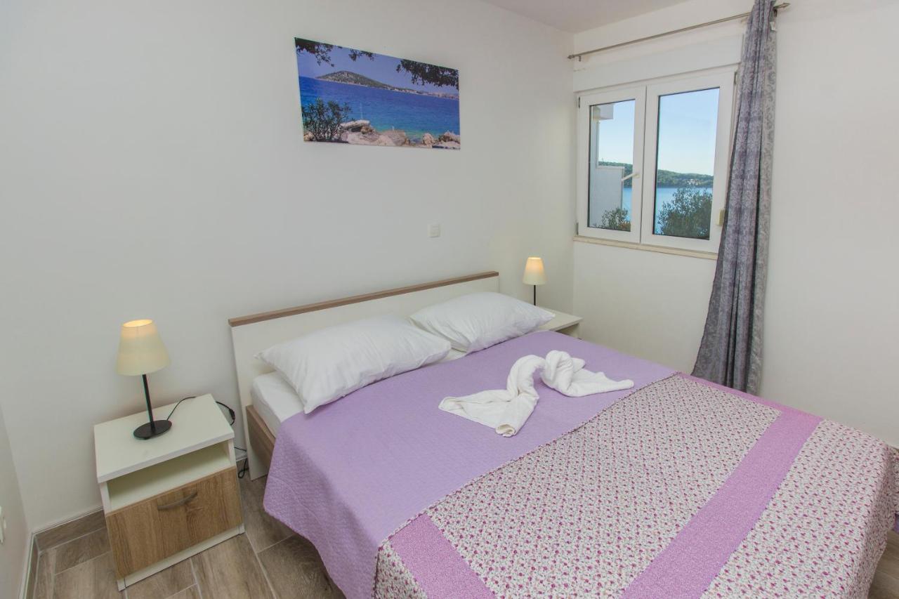 Apartmani Malis Ražanj 外观 照片