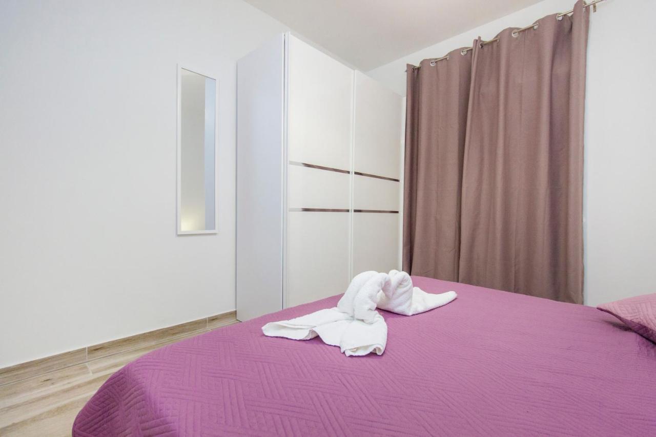 Apartmani Malis Ražanj 外观 照片